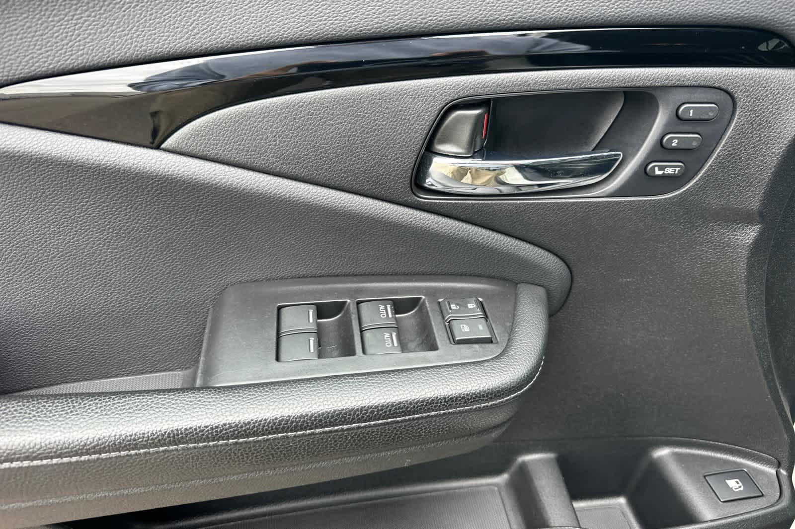 2019 Honda Ridgeline RTL-E - Photo 11