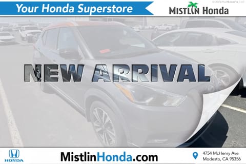 1 image of 2020 Nissan Kicks SR