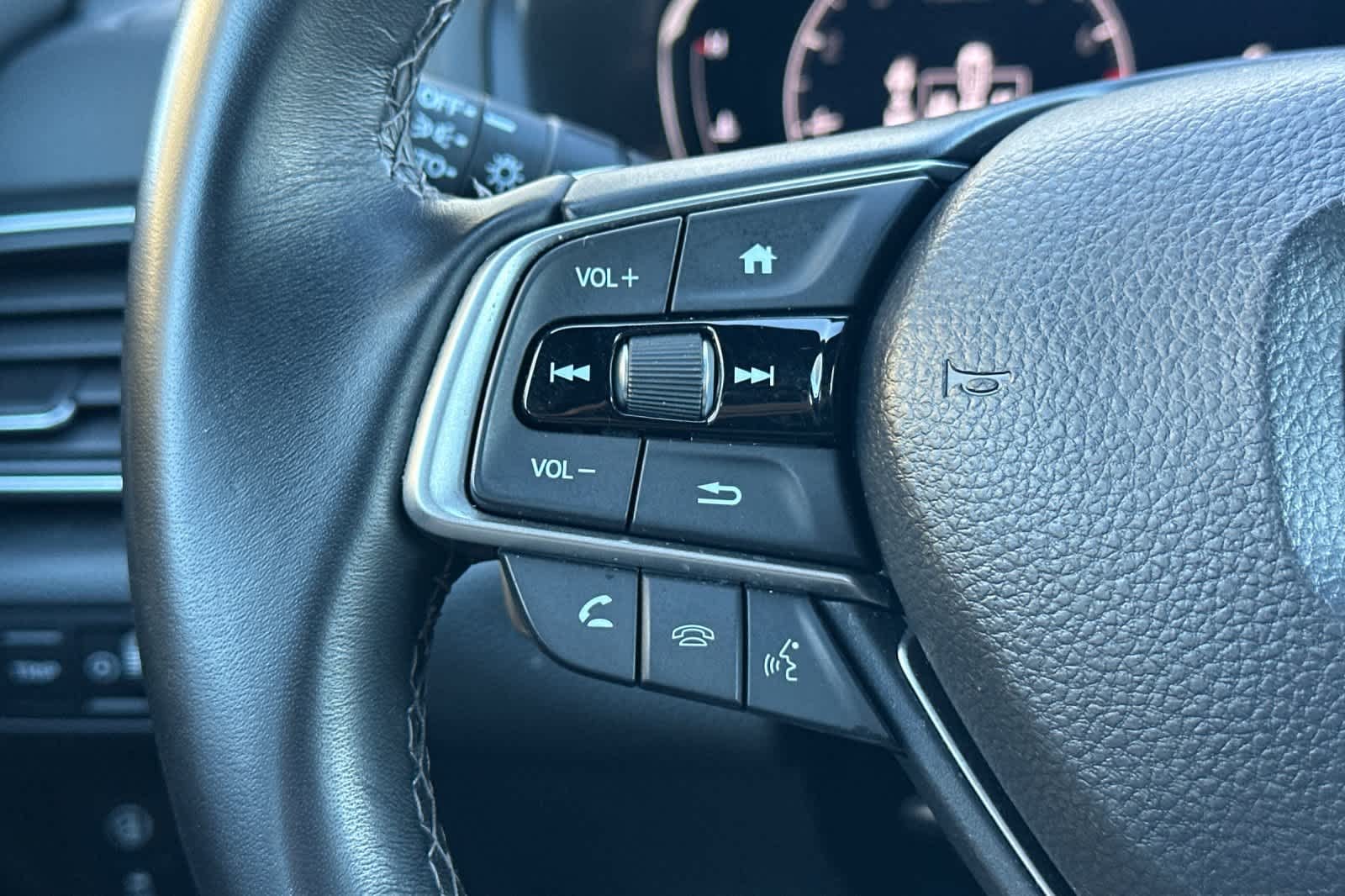 2022 Honda Accord Sport - Photo 25