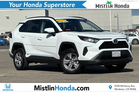 1 image of 2022 Toyota RAV4 Hybrid LE