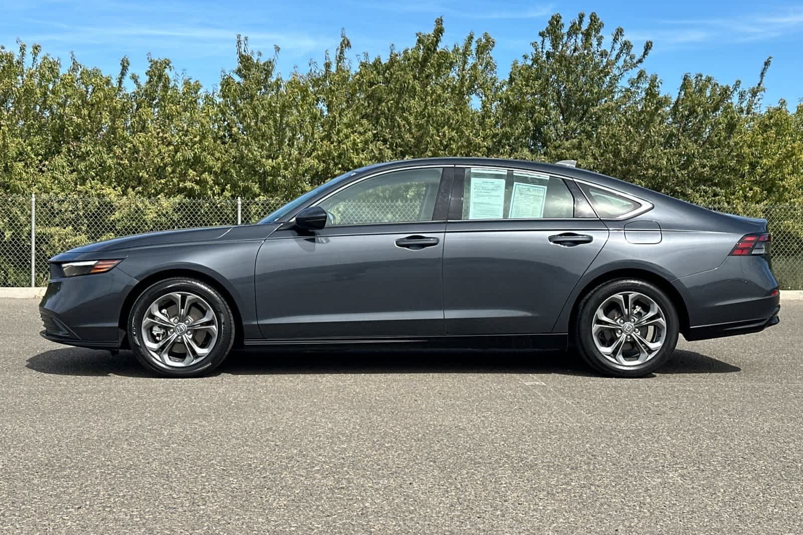 2023 Honda Accord Hybrid EX-L - Photo 7