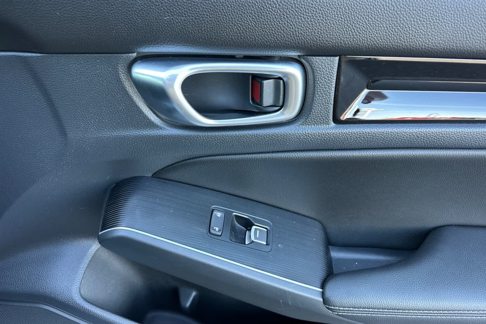 2023 Honda Civic Hatchback Sport Touring - Photo 19