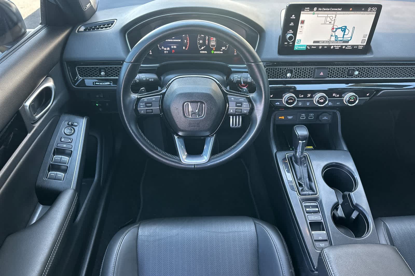 2023 Honda Civic Hatchback Sport Touring - Photo 15