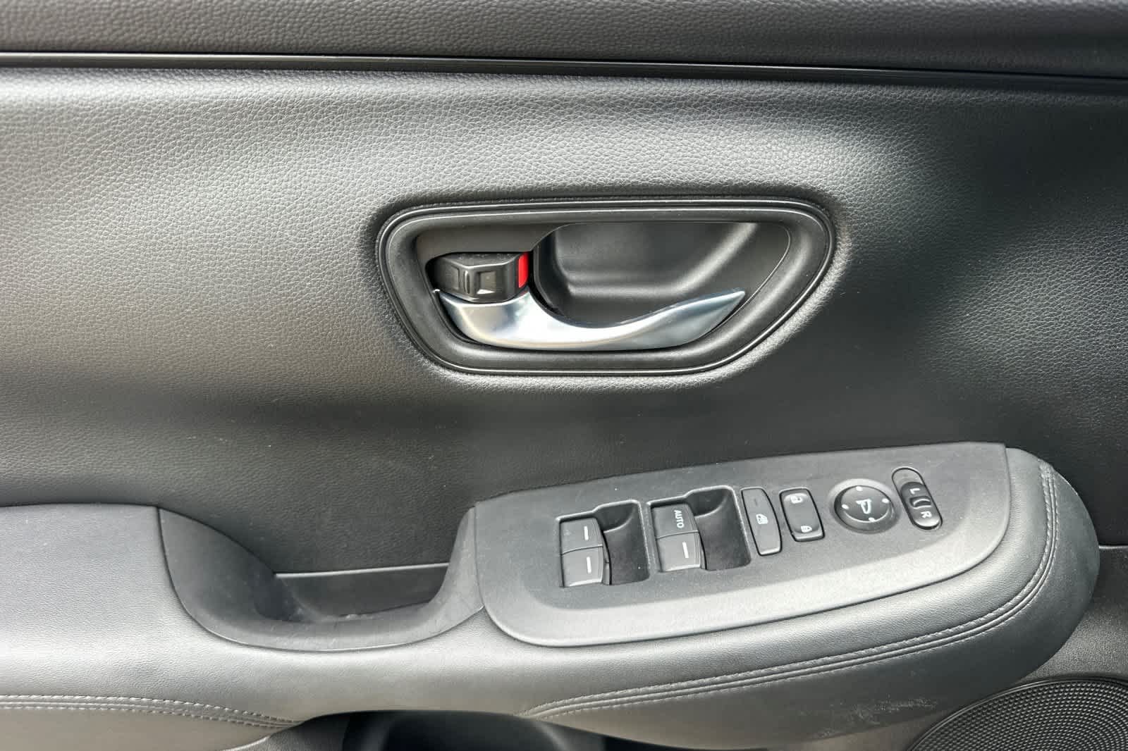 2023 Honda HR-V LX - Photo 11