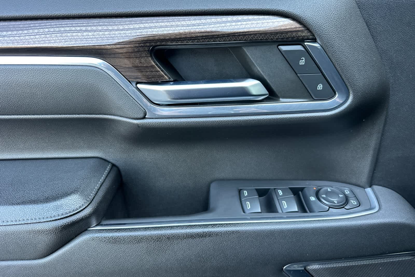 2024 Chevrolet Silverado 1500 RST - Photo 10