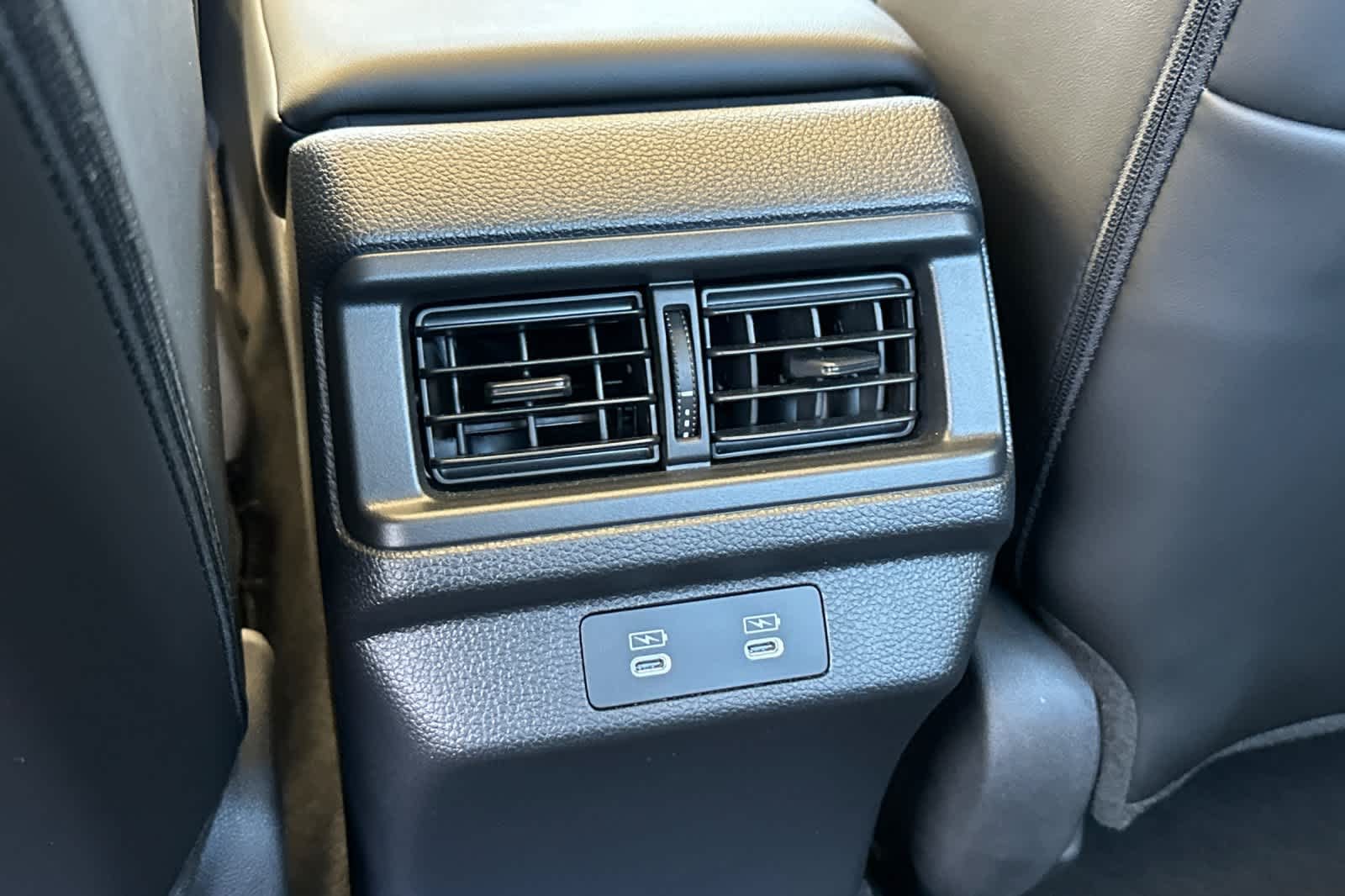 2024 Honda Accord Hybrid EX-L - Photo 14