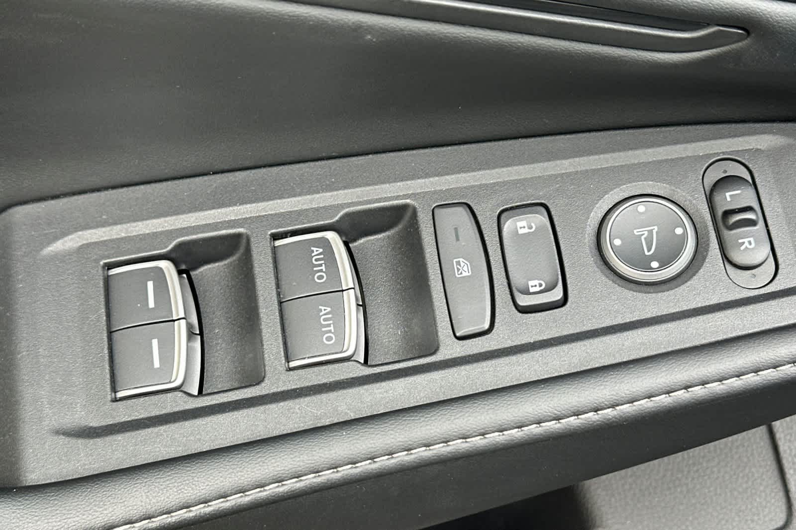 2024 Honda Accord Hybrid Sport-L - Photo 11