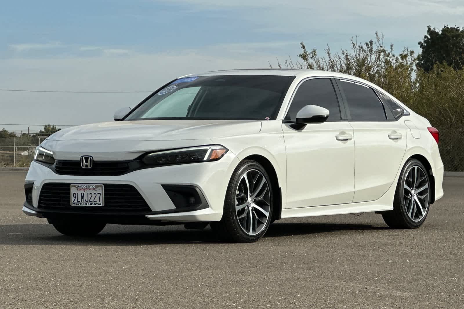 2024 Honda Civic Touring - Photo 8