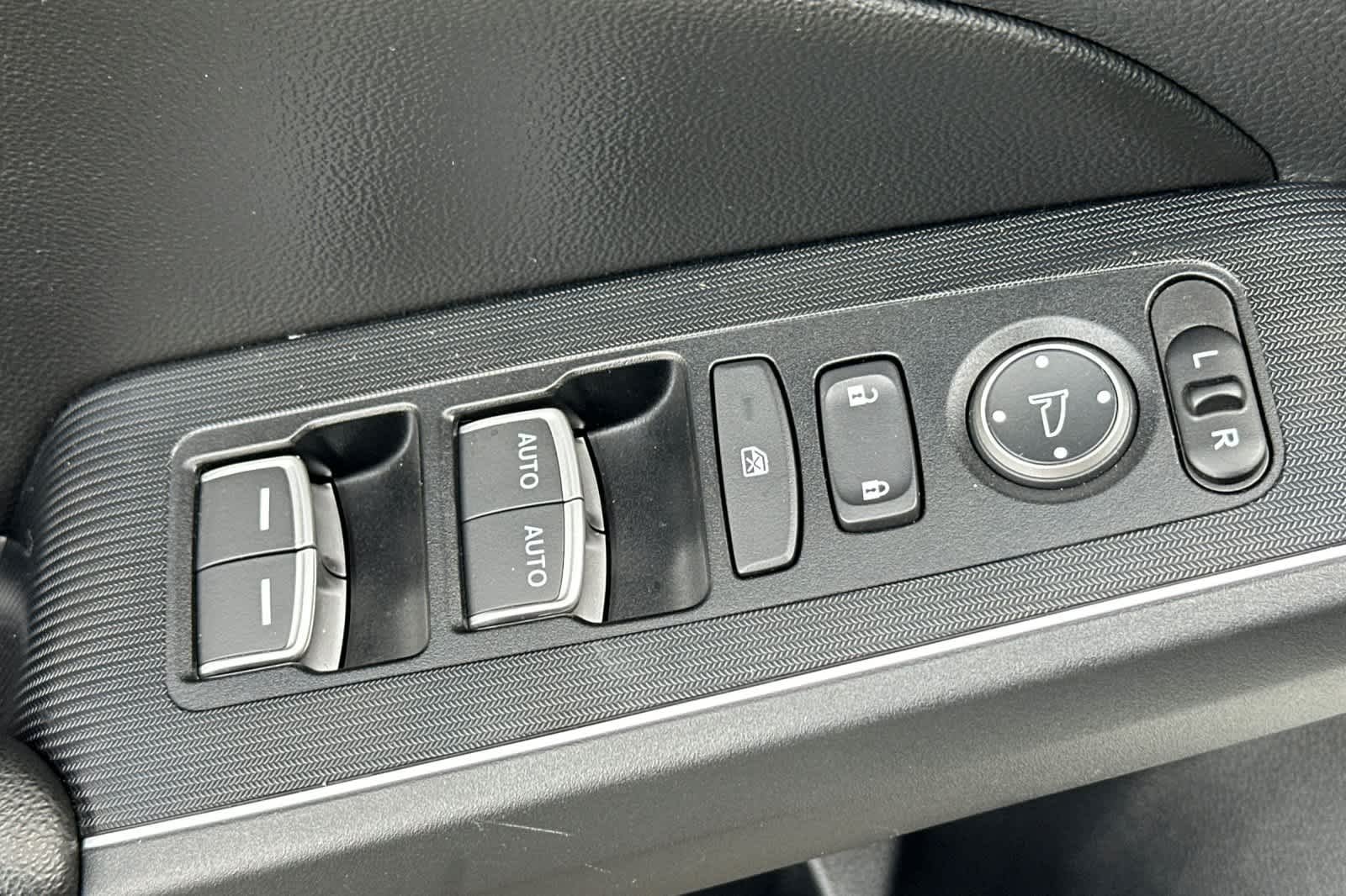 2024 Honda Civic Touring - Photo 12