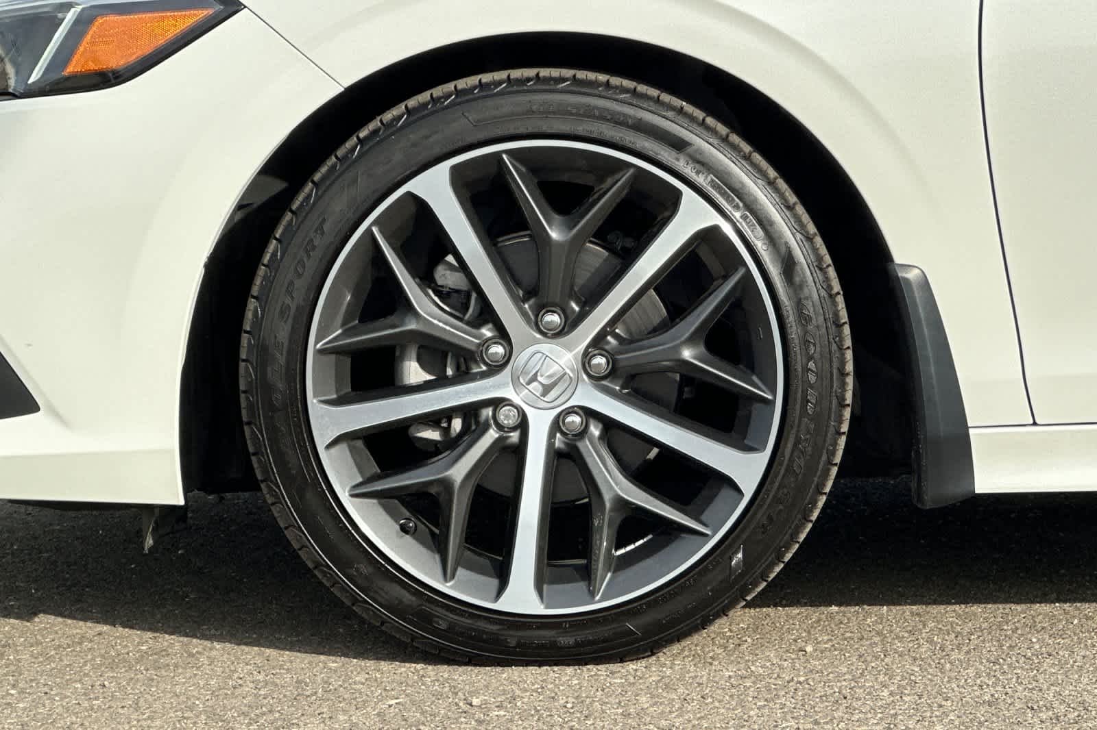 2024 Honda Civic Touring - Photo 32