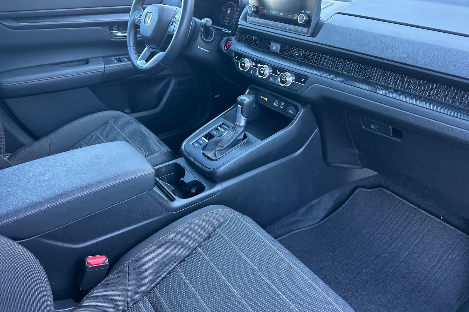 2024 Honda CR-V Sport - Photo 18