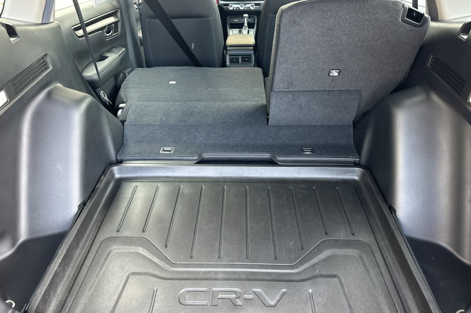 2024 Honda CR-V LX - Photo 17