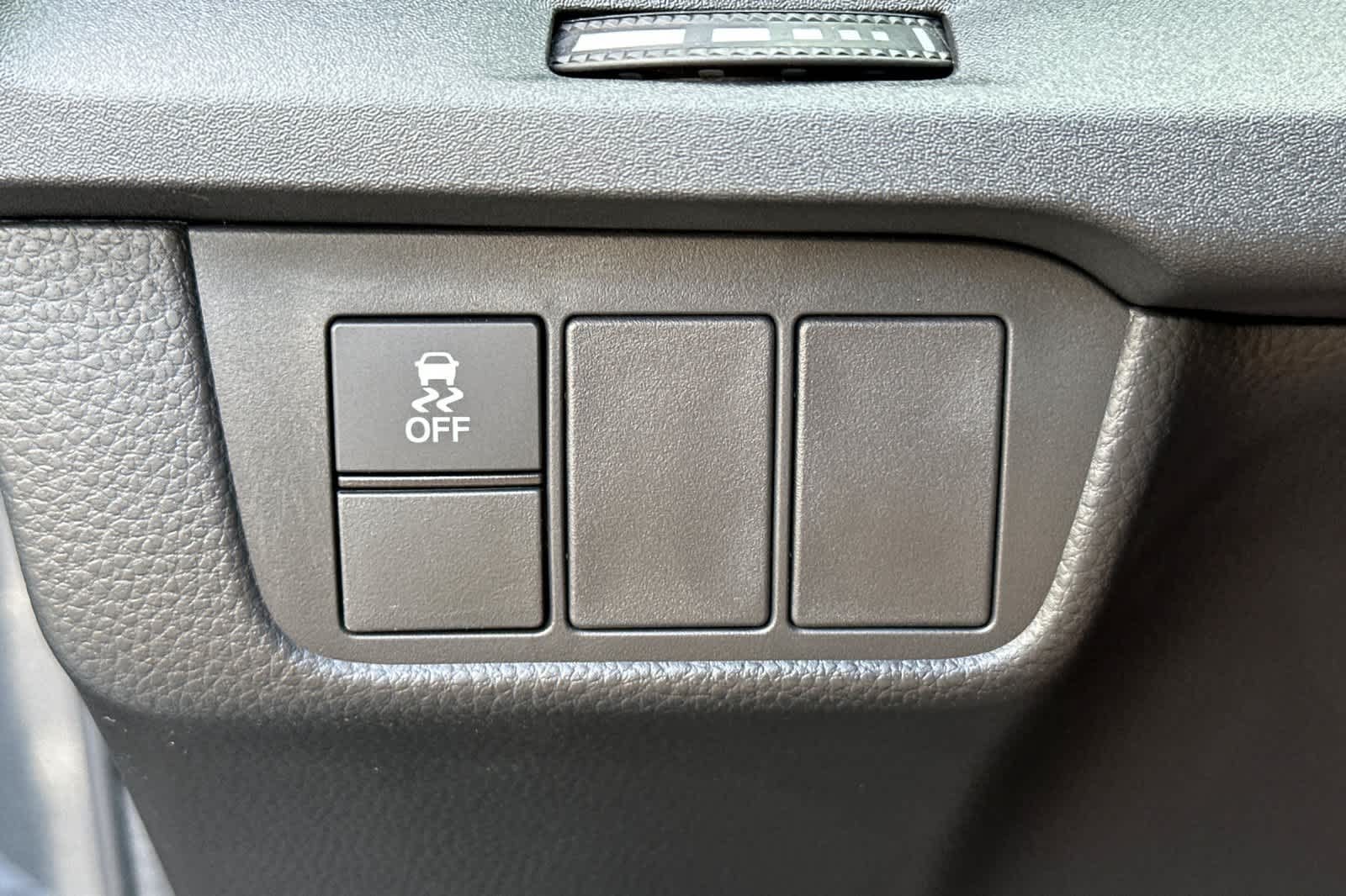 2024 Honda CR-V LX - Photo 31