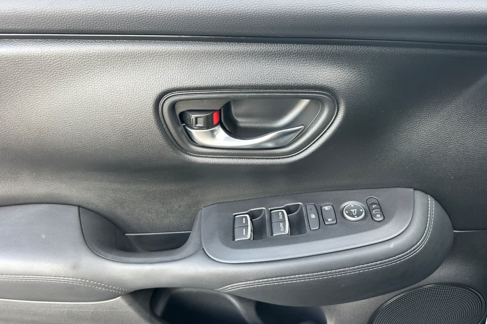 2024 Honda HR-V EX-L - Photo 11