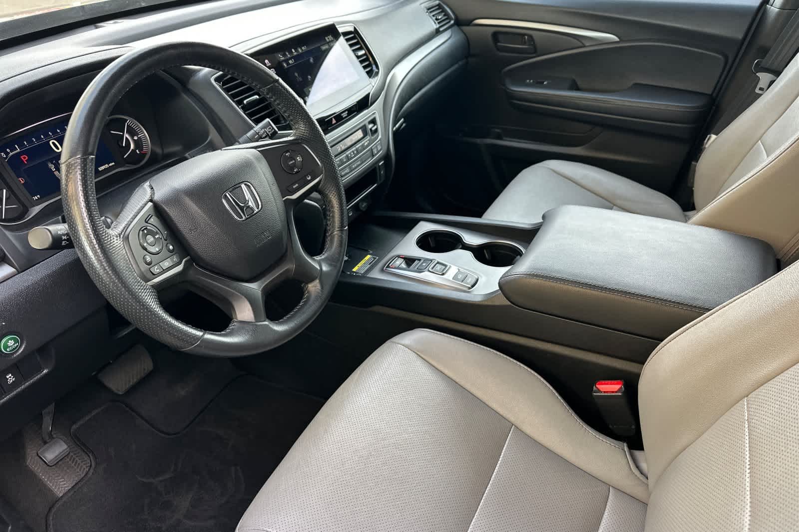 2024 Honda Passport EX-L - Photo 10