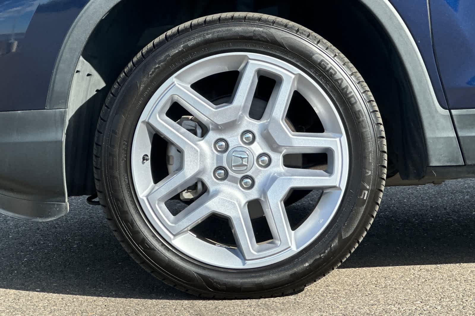 2024 Honda Passport EX-L - Photo 32