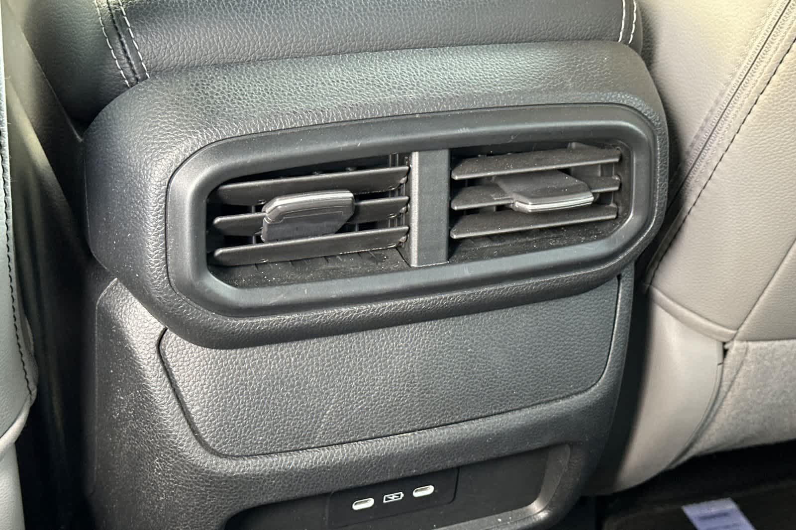 2024 Honda Passport EX-L - Photo 14