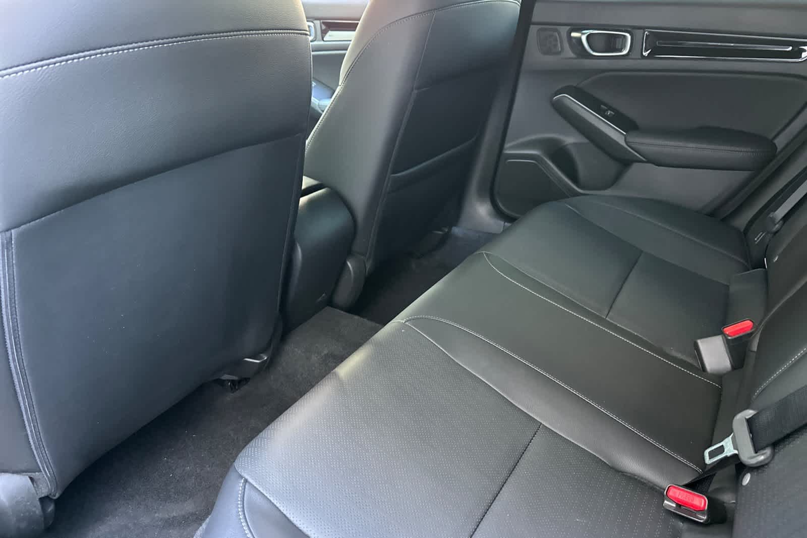 2025 Honda Civic Hatchback Sport Touring - Photo 13