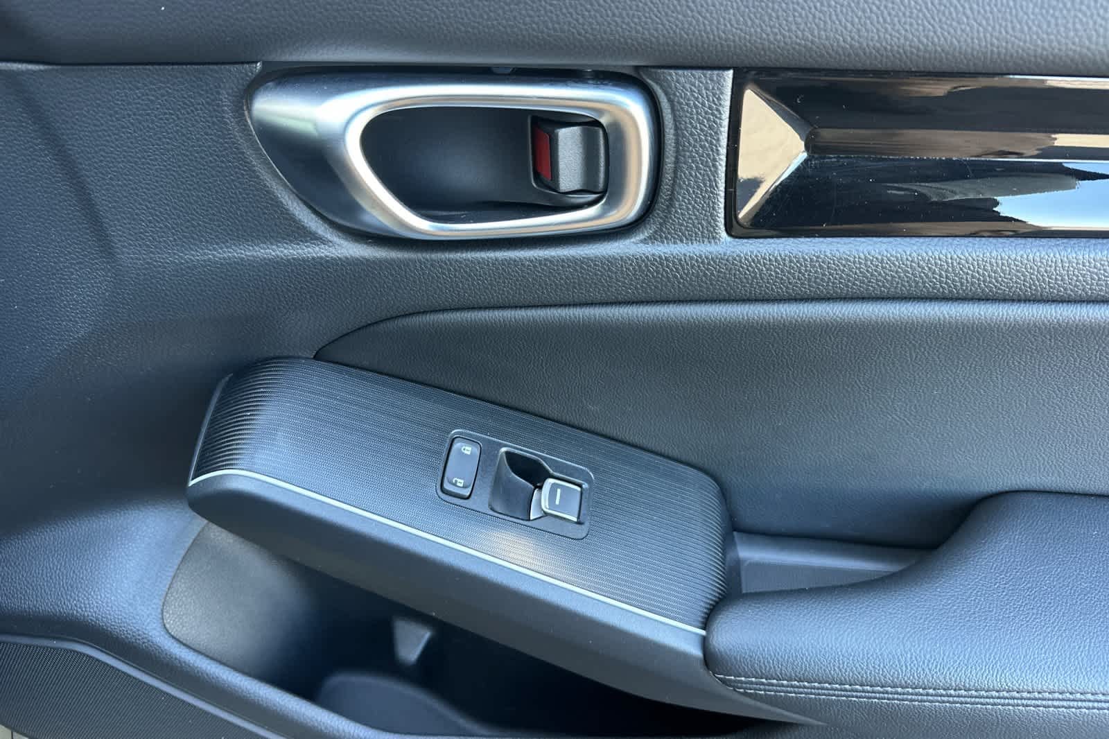 2025 Honda Civic Hatchback Sport Touring - Photo 19