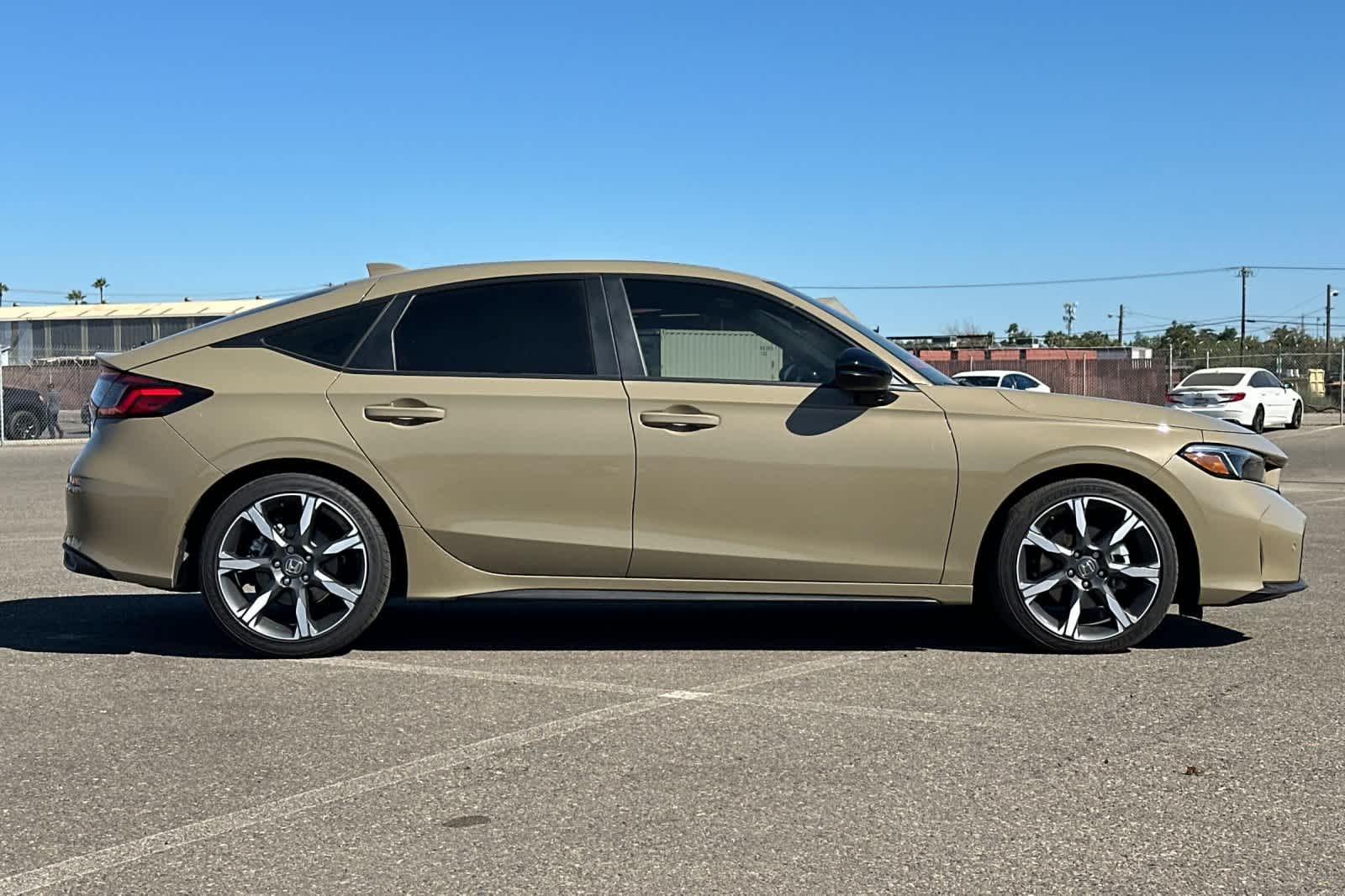 2025 Honda Civic Hatchback Sport Touring - Photo 2