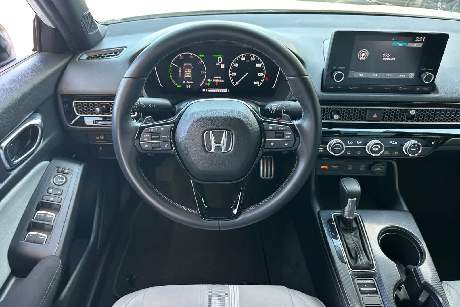 2025 Honda Civic Sport - Photo 15