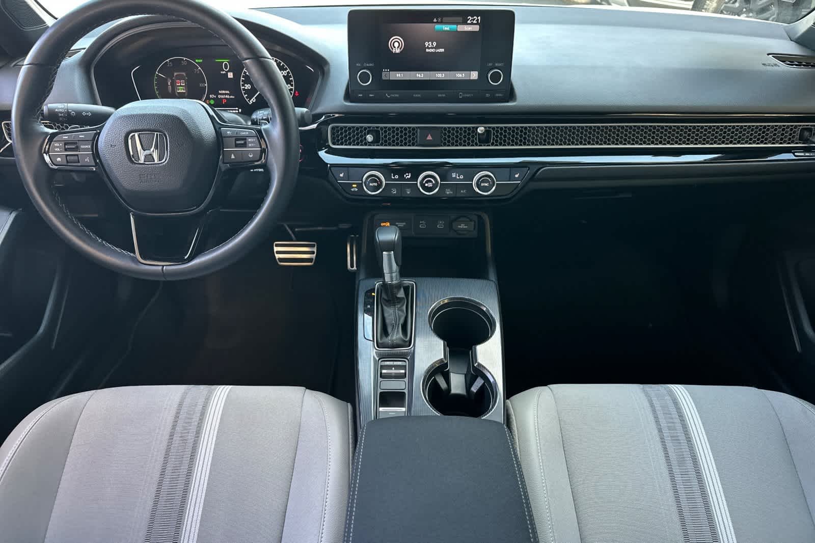 2025 Honda Civic Sport - Photo 14