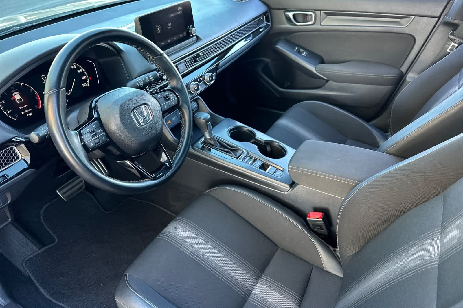 2025 Honda Civic Hatchback Sport - Photo 10