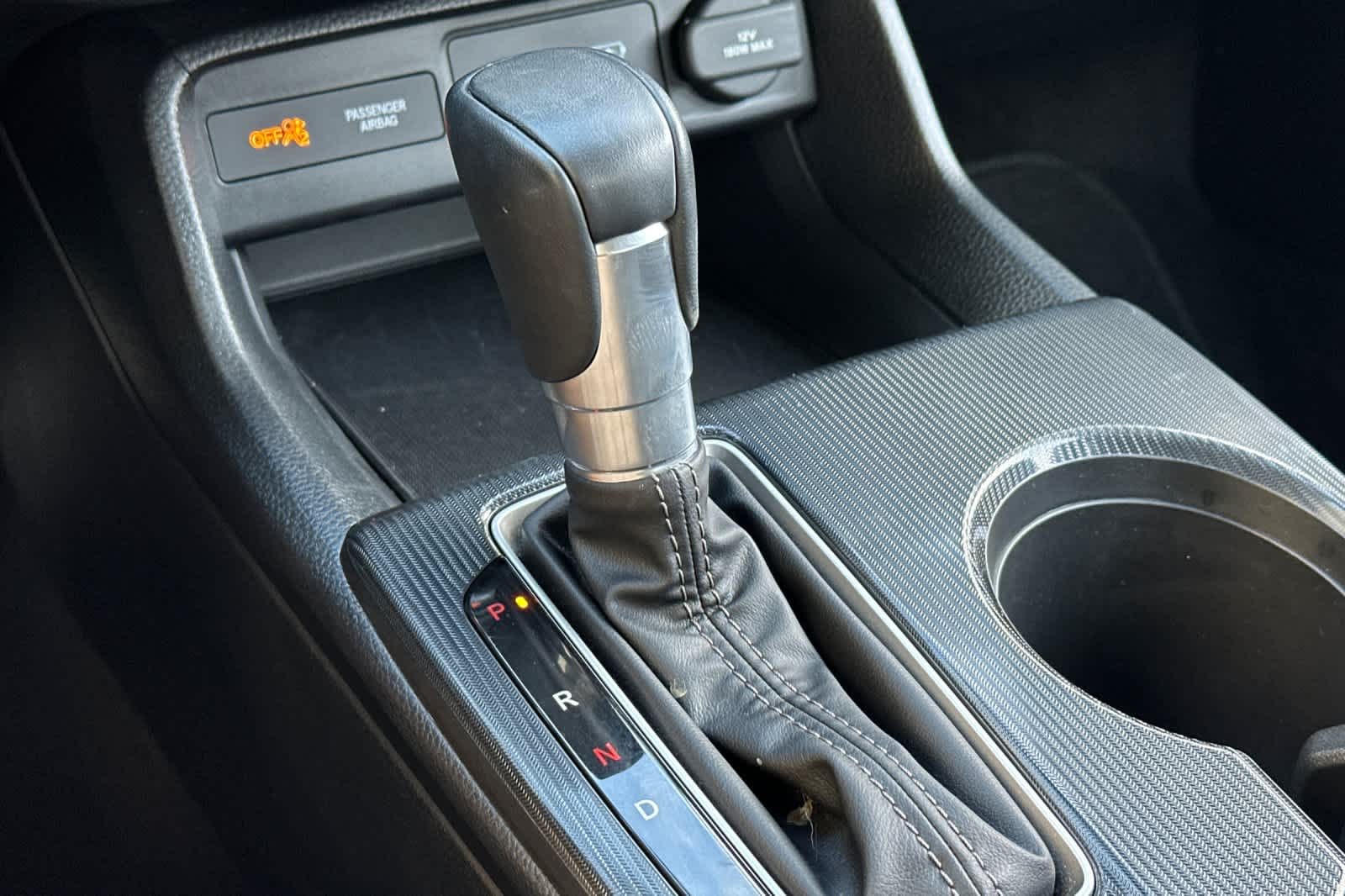 2025 Honda Civic Sport - Photo 22