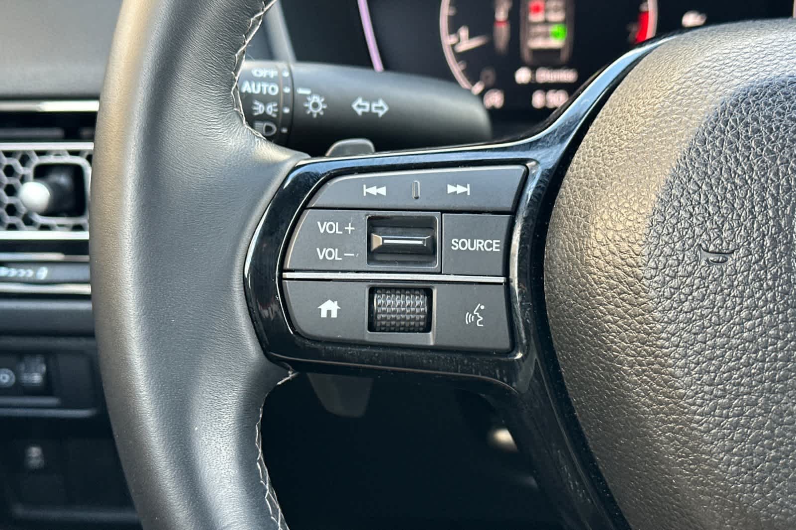 2025 Honda Civic Sport - Photo 25
