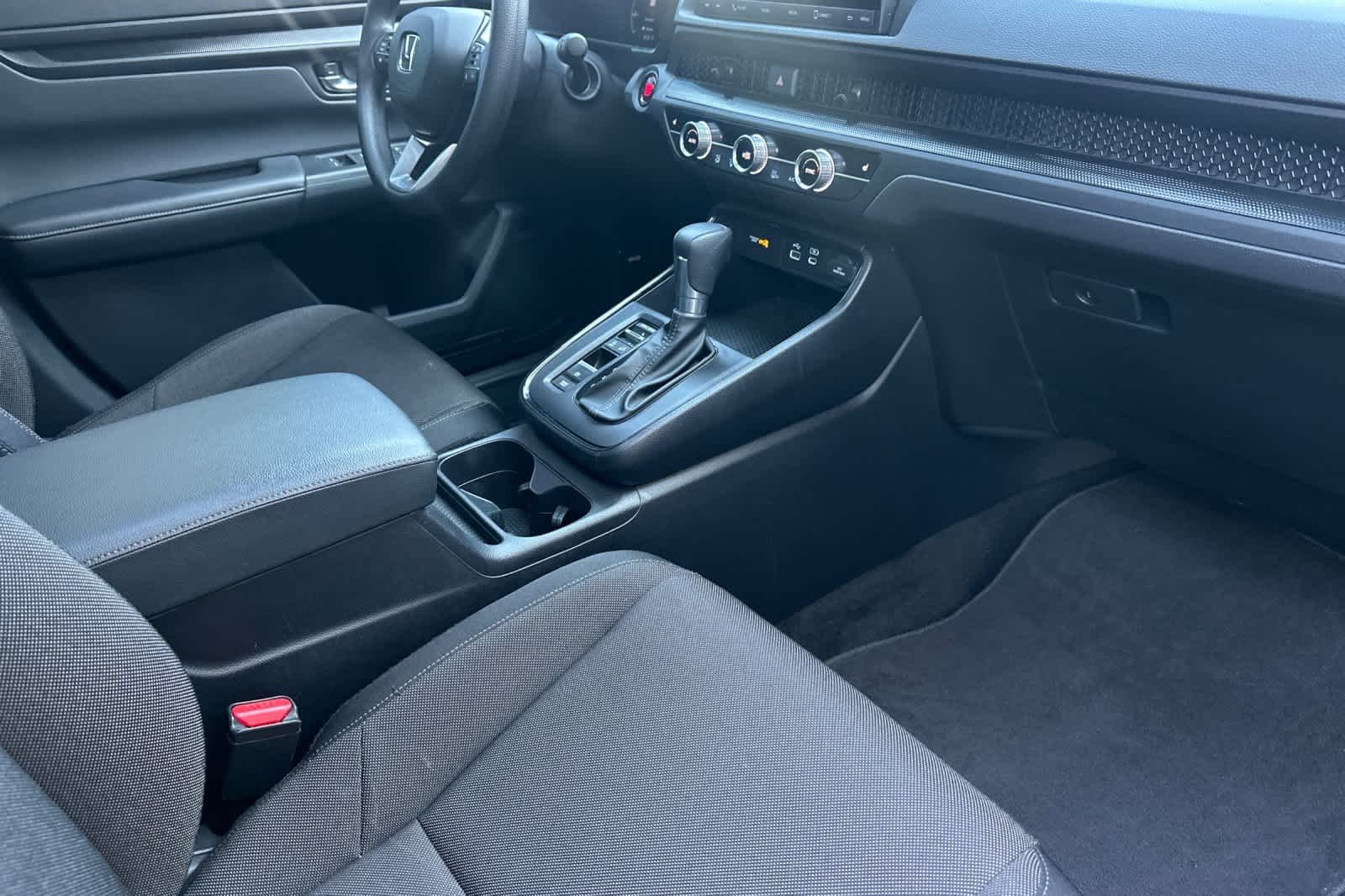 2025 Honda CR-V EX - Photo 18