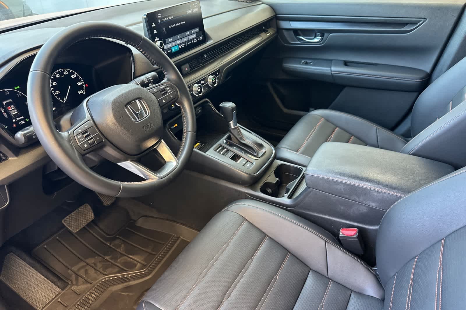 2025 Honda CR-V Sport-L - Photo 10