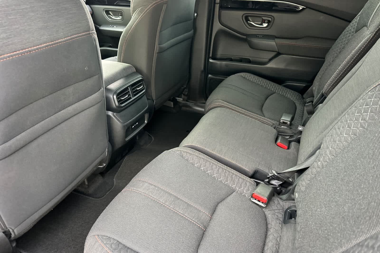 2025 Honda Pilot Sport - Photo 13