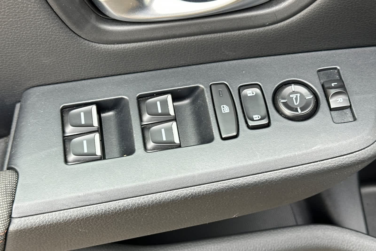 2025 Honda Pilot Sport - Photo 12