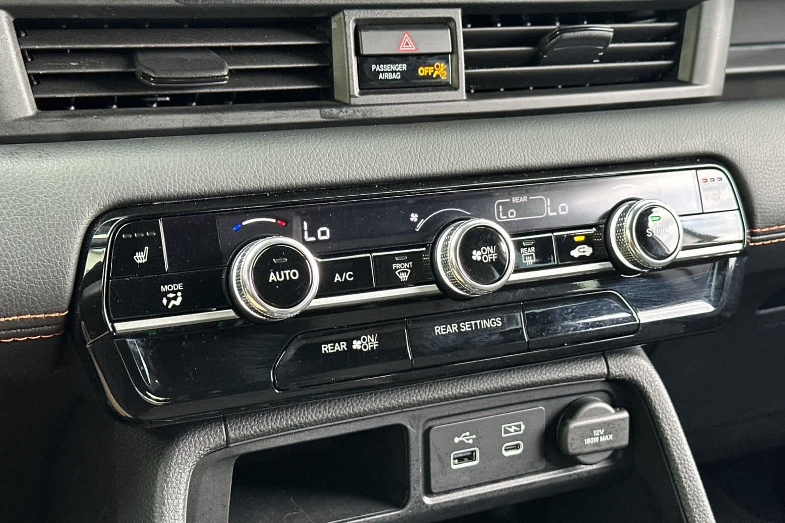 2025 Honda Pilot Sport - Photo 24