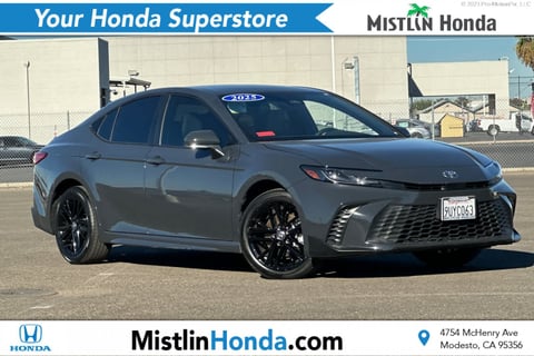 1 image of 2025 Toyota Camry SE