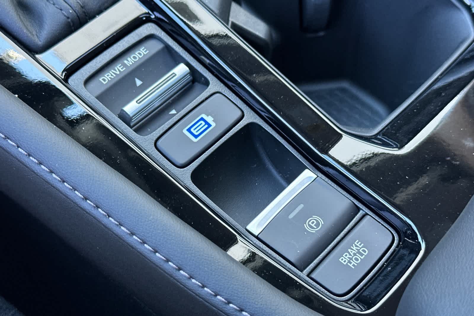 2026 Honda Accord Hybrid Touring - Photo 29