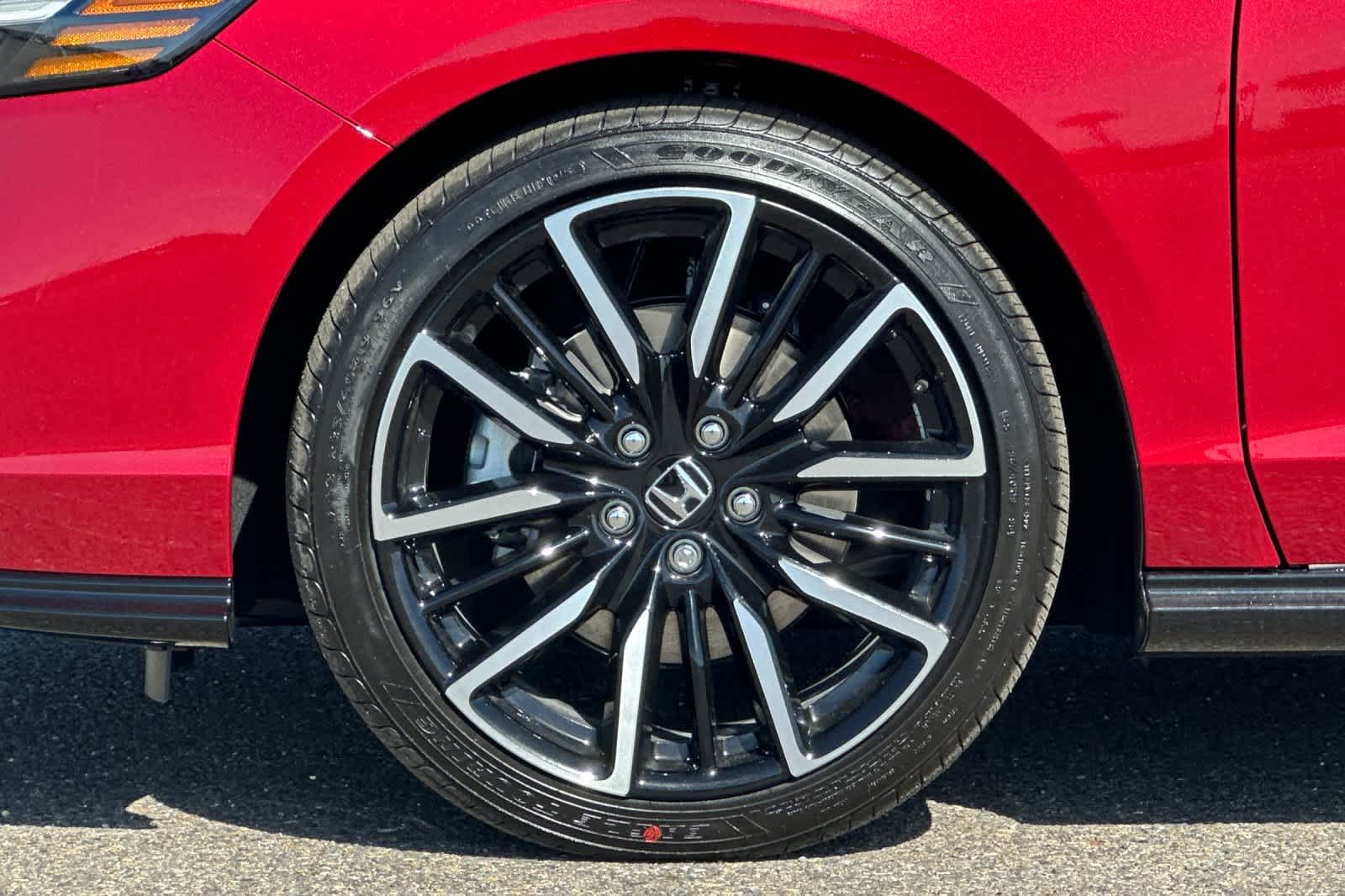2026 Honda Accord Hybrid Touring - Photo 31