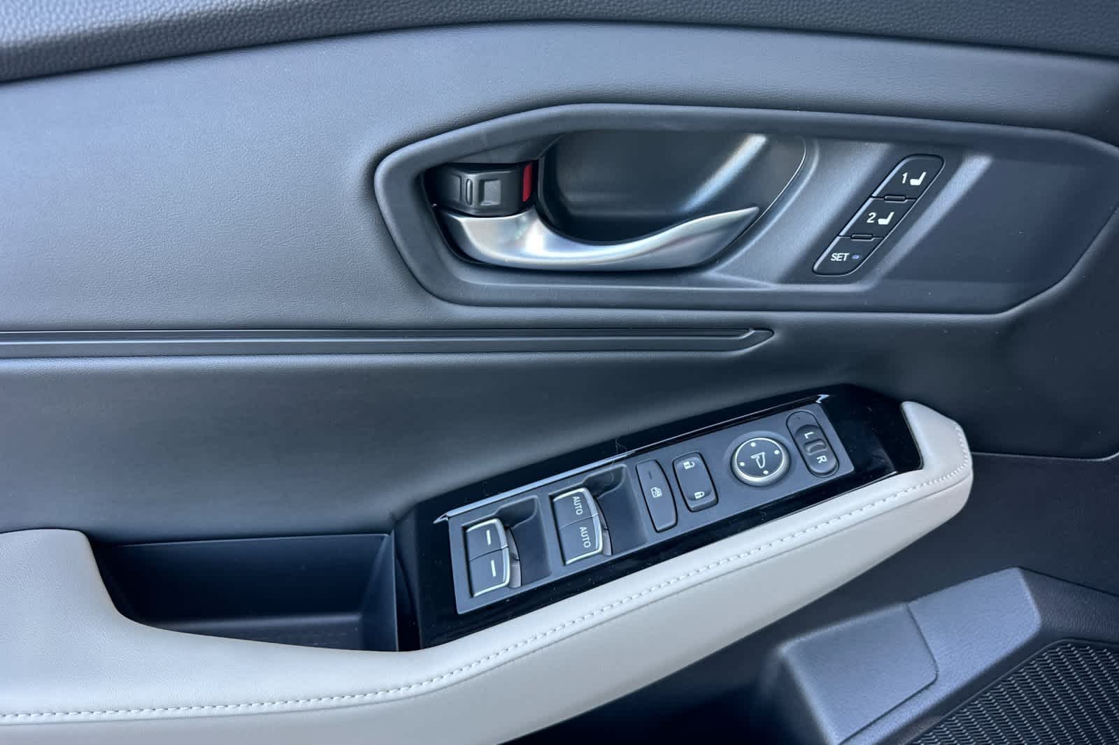 2026 Honda Accord Hybrid Touring - Photo 10