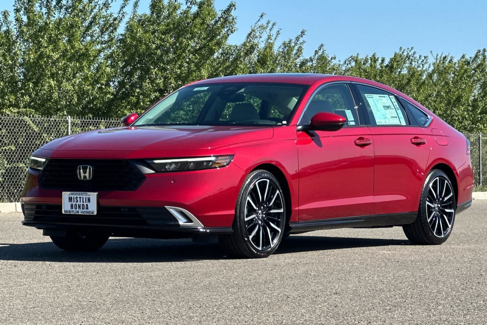 2026 Honda Accord Hybrid Touring - Photo 7