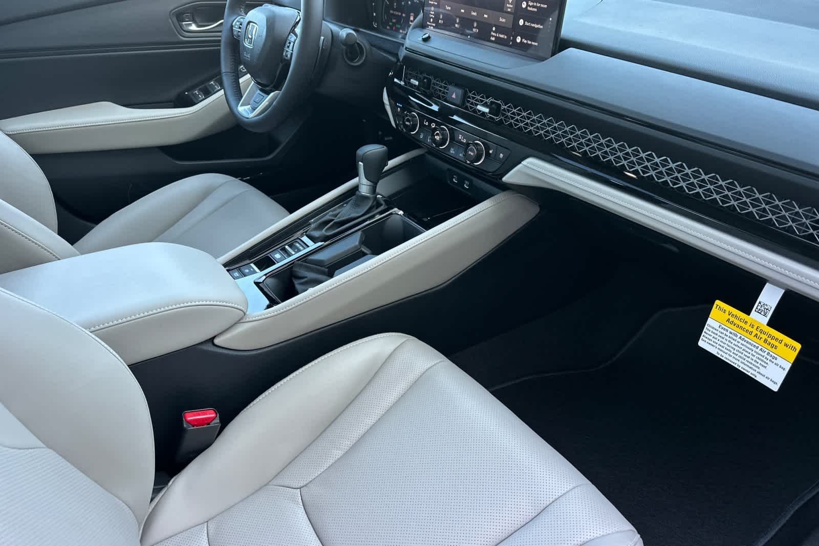 2026 Honda Accord Hybrid Touring - Photo 16