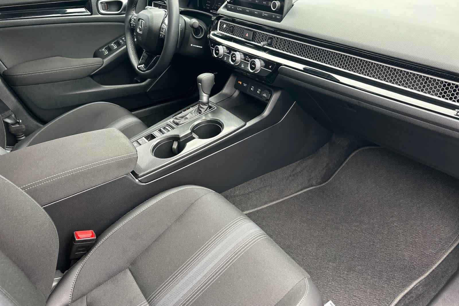 2026 Honda Civic Sport - Photo 16