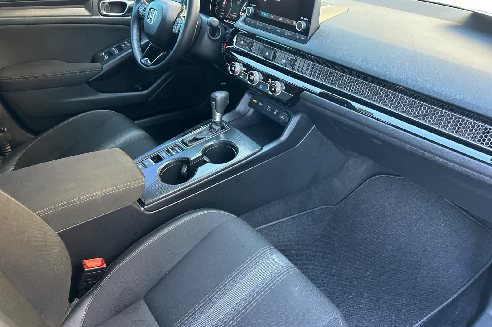 2026 Honda Civic Sport - Photo 16