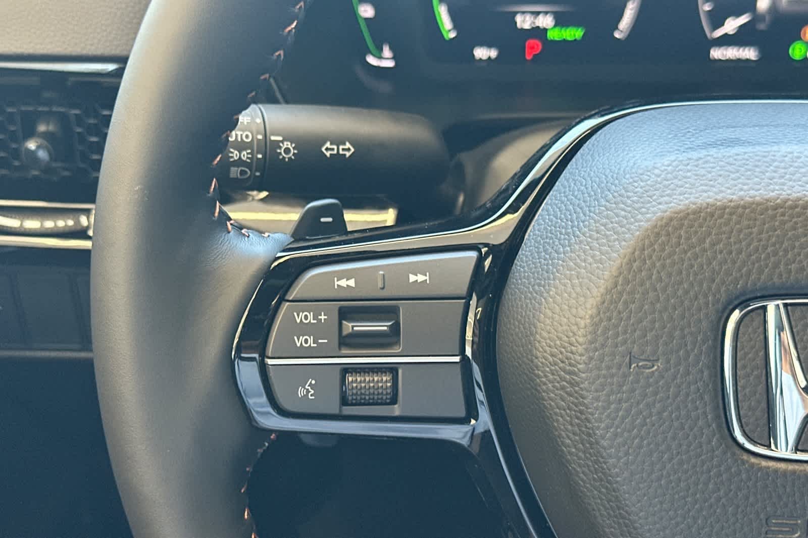 2026 Honda CR-V Sport Touring - Photo 24