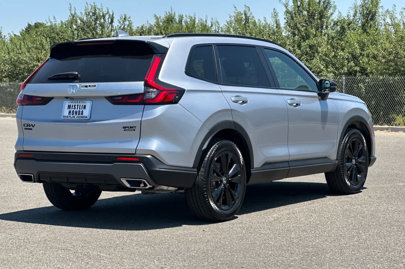 2026 Honda CR-V Sport Touring - Photo 3