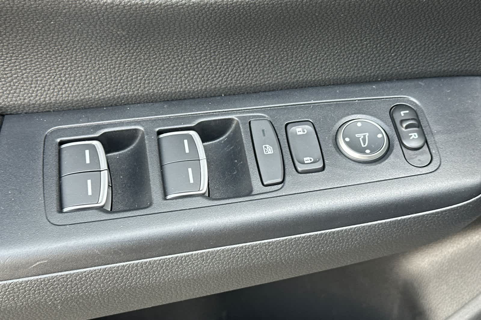2026 Honda CR-V Sport Touring - Photo 12