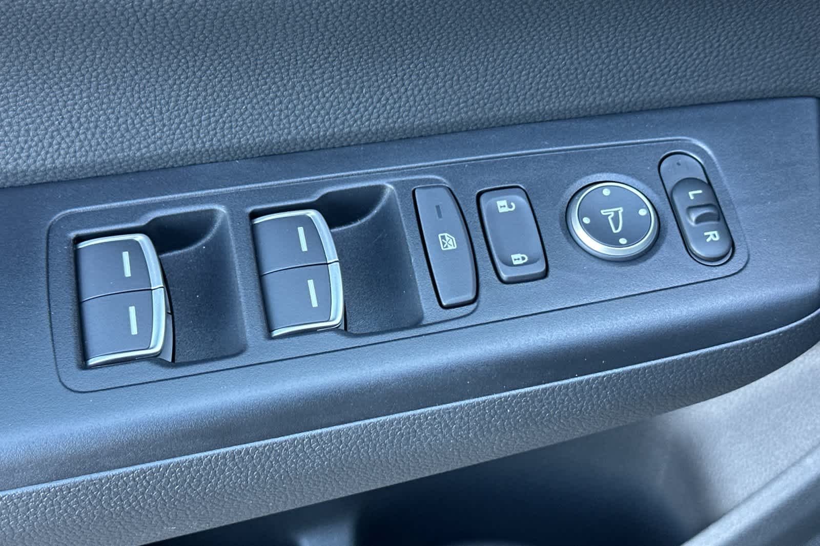 2026 Honda CR-V Sport Touring - Photo 12
