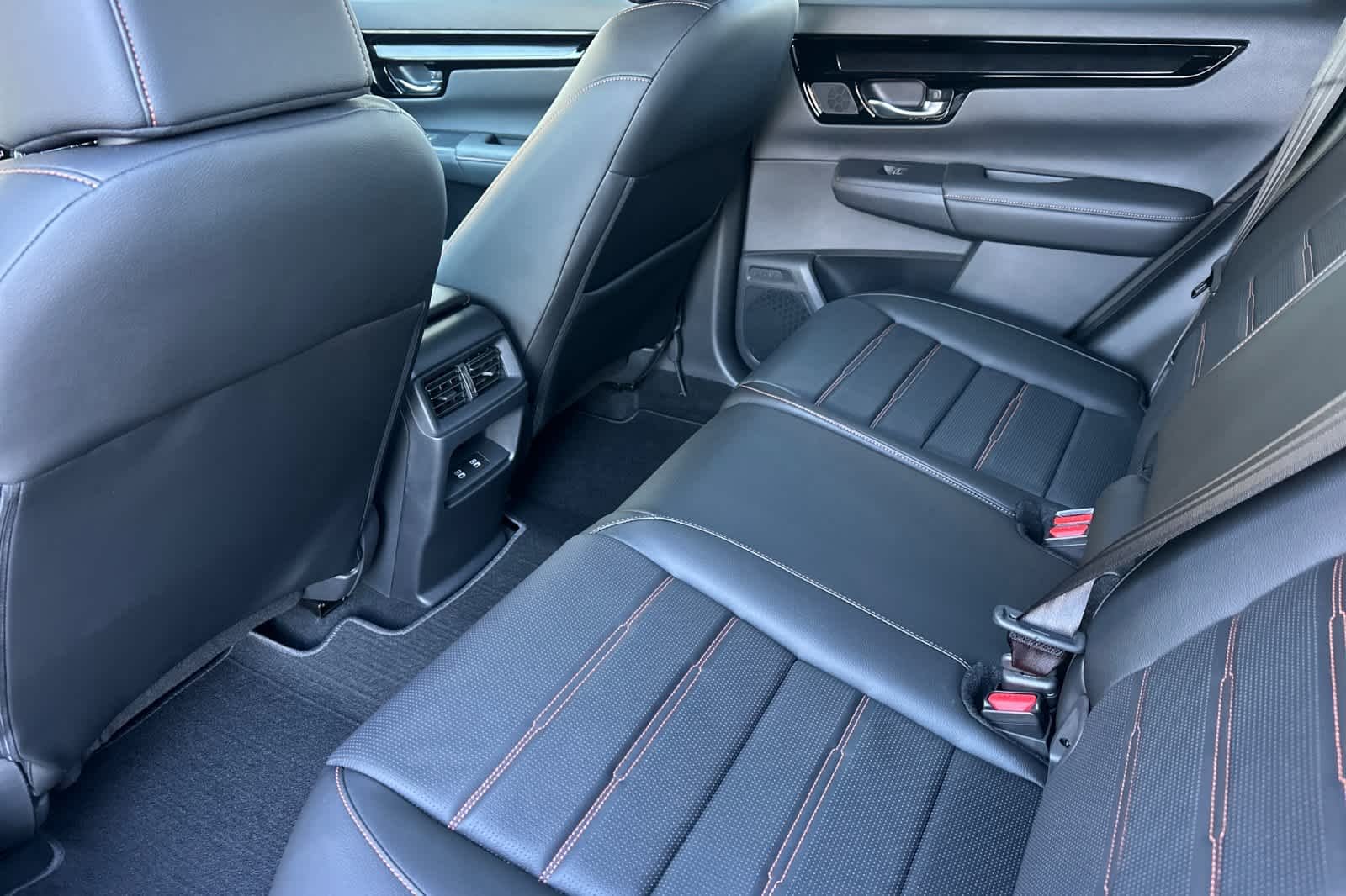 2026 Honda CR-V Sport Touring - Photo 13
