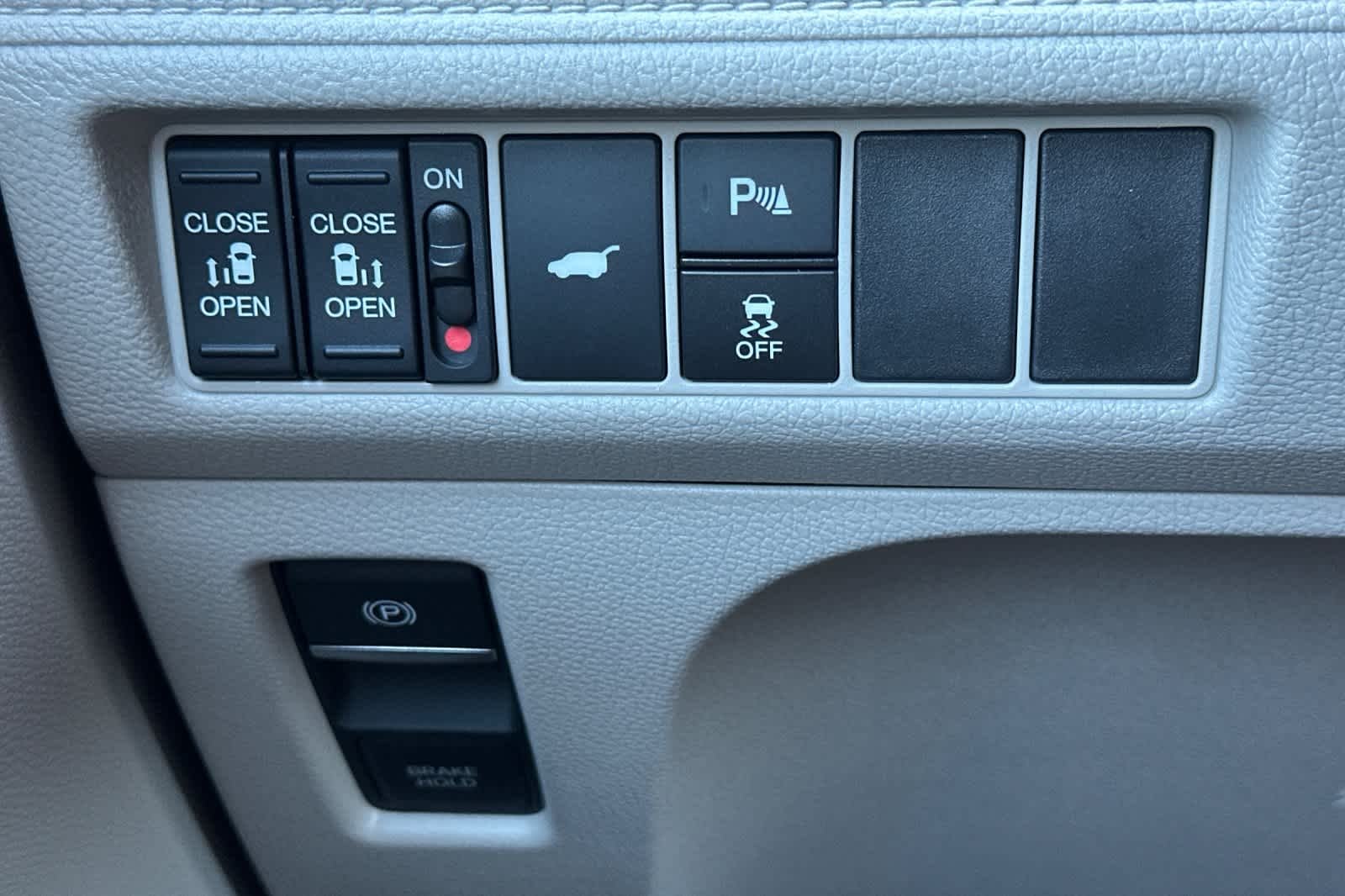 2026 Honda Odyssey Touring - Photo 33