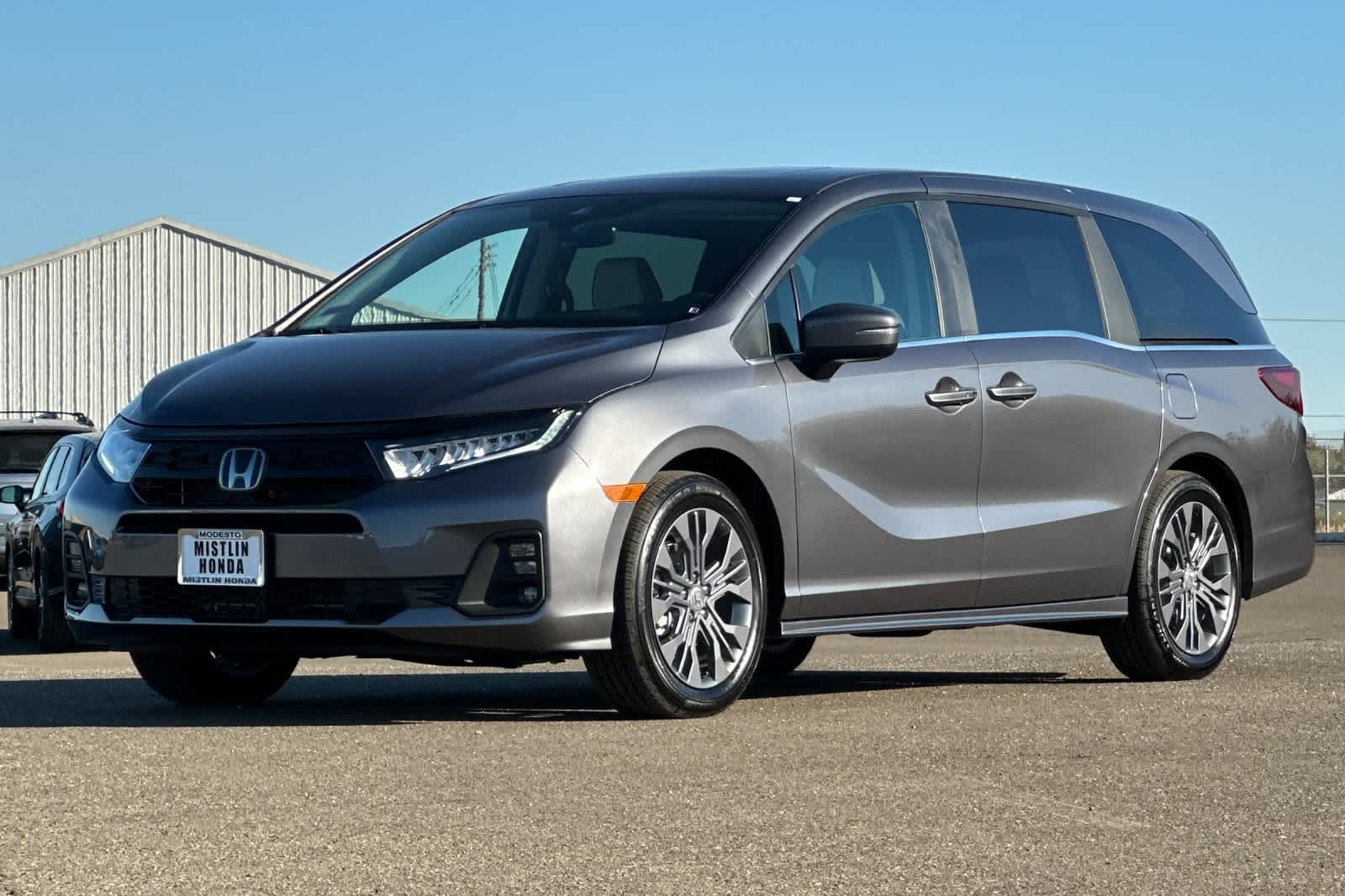 2026 Honda Odyssey Touring - Photo 8
