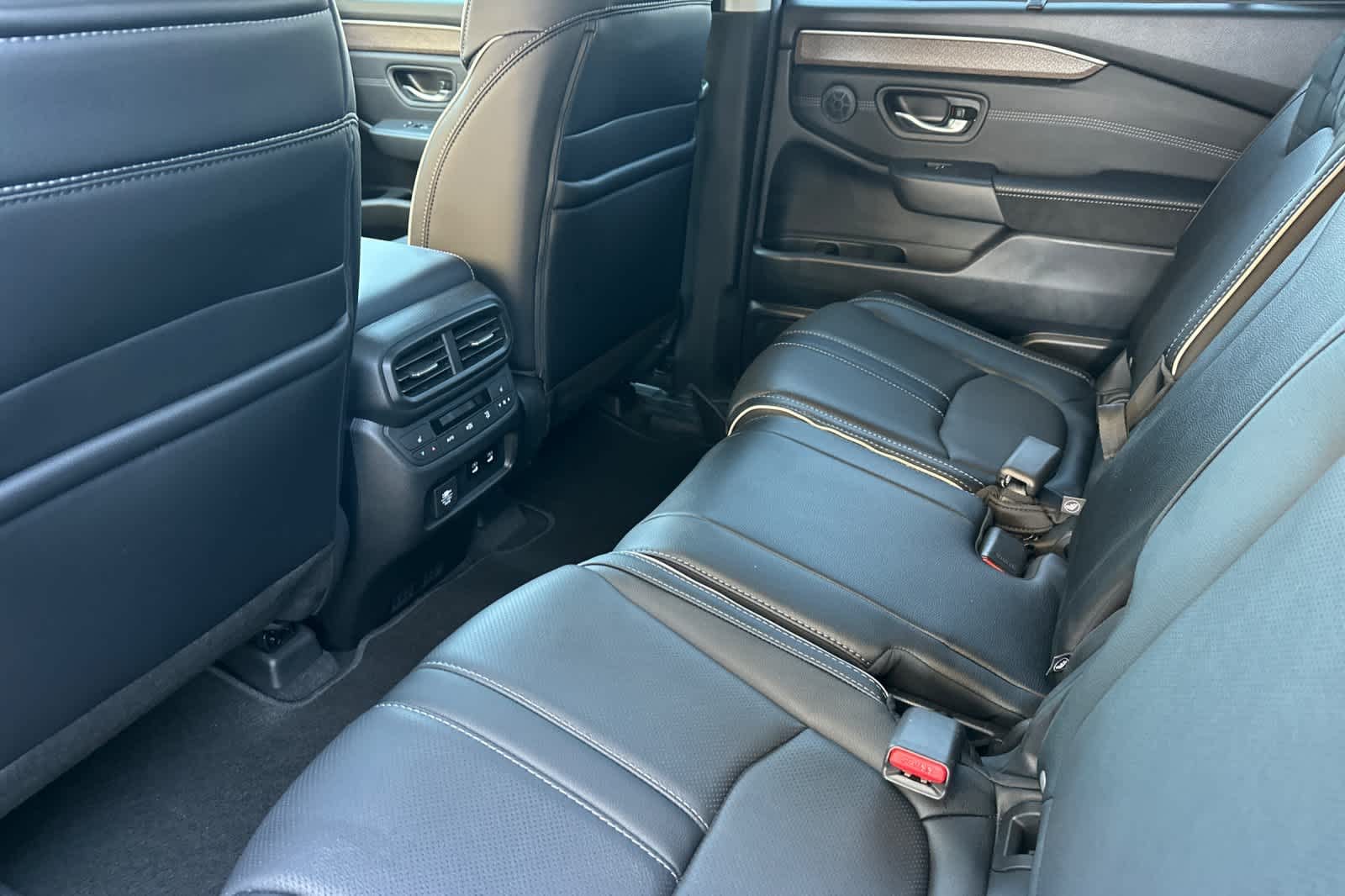 2026 Honda Pilot Elite - Photo 13